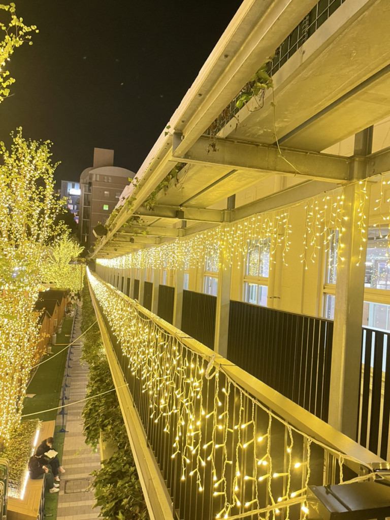 大名ガーデンシティ つららライト